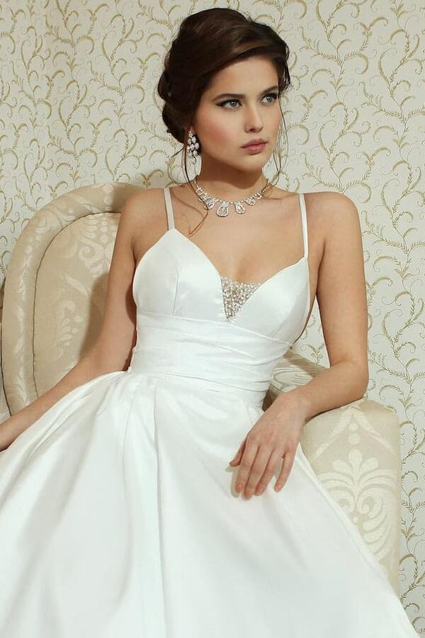 Brautkleid -  jedes Kleid 699€